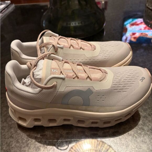 On Running Cloudmonster " Moon/Fawn" sneakers NIB - Picture 9 of 9